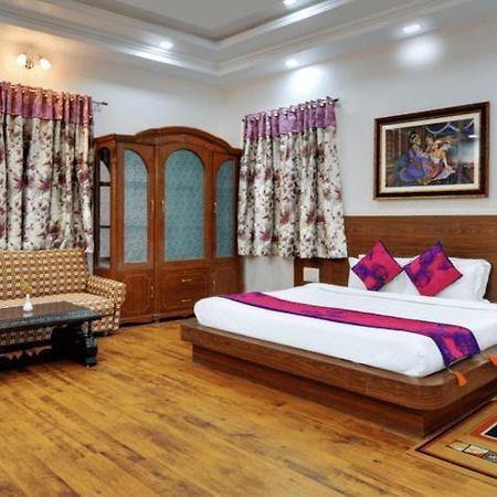 Hotel Lake Inn Abu Zewnętrze zdjęcie